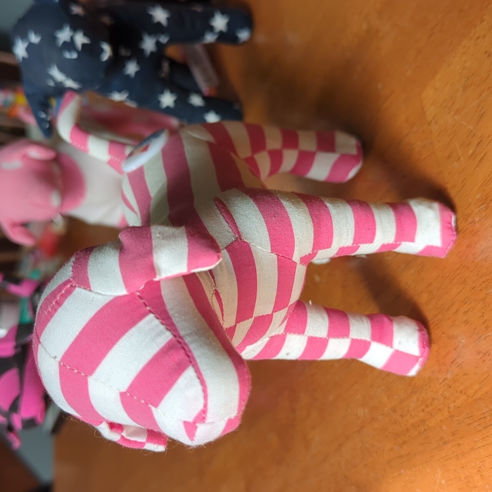 VS PINK Mini Dog